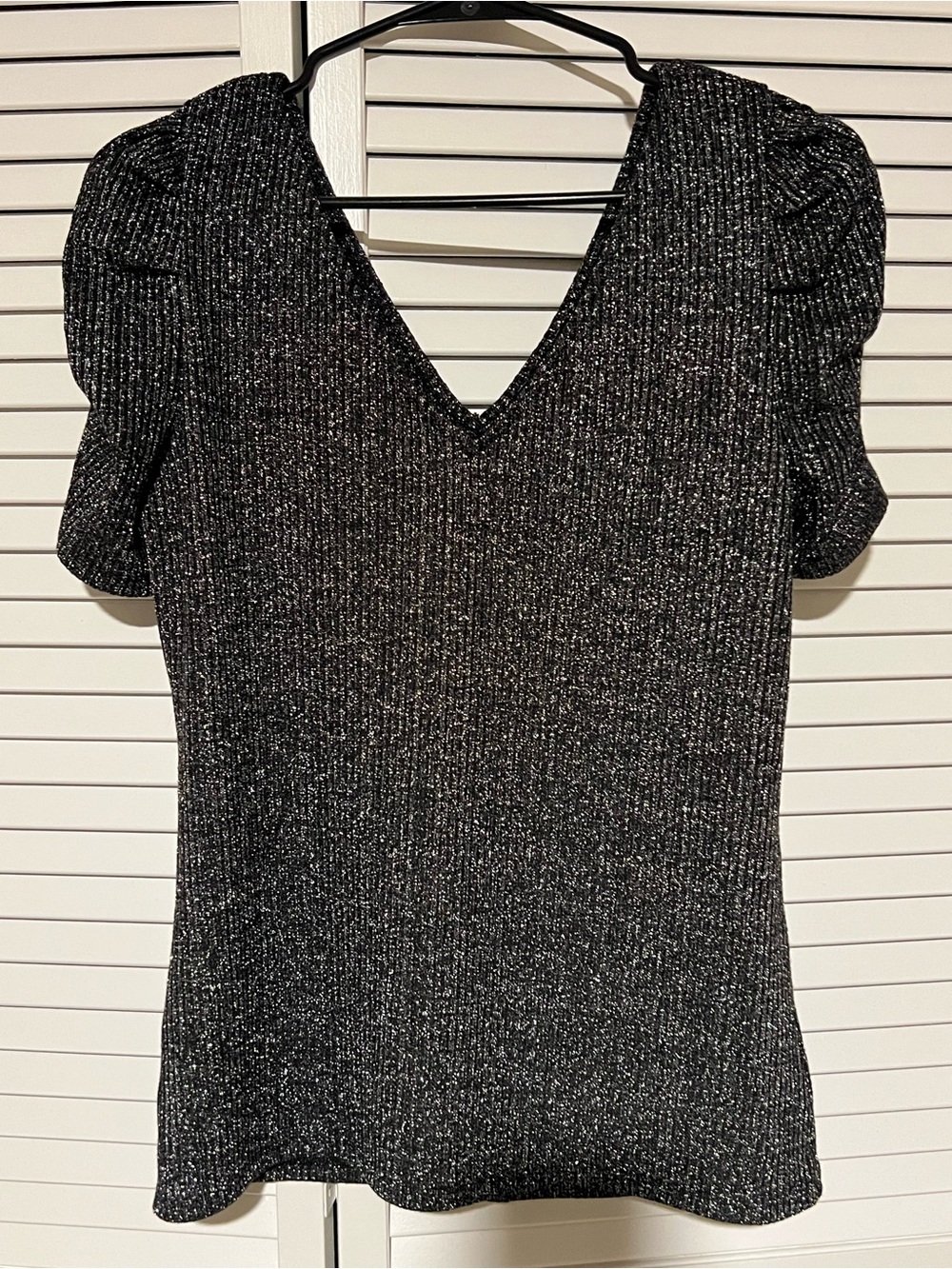 Express Sparkle V-Neck Short Sleeve Top in Black & Silver